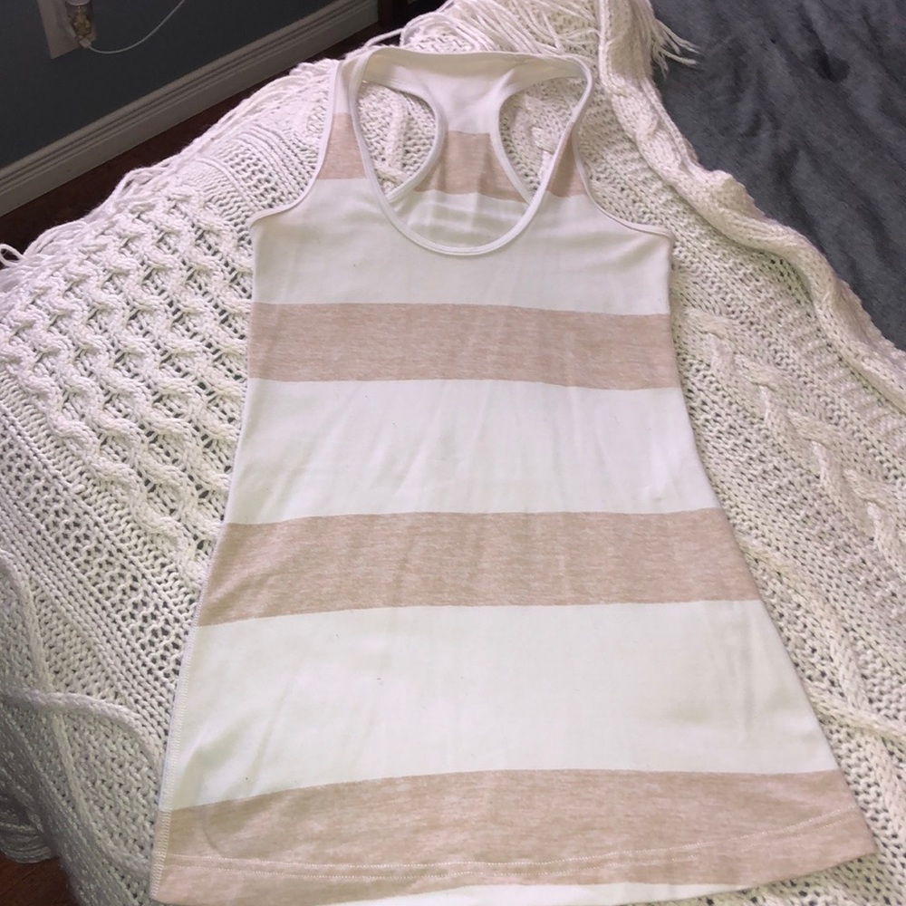 Racer back Lululemon tank